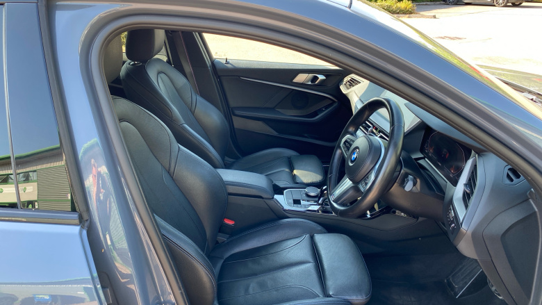 BMW 1 Series 118i [136] M Sport 5dr Step Auto Petrol Hatchback